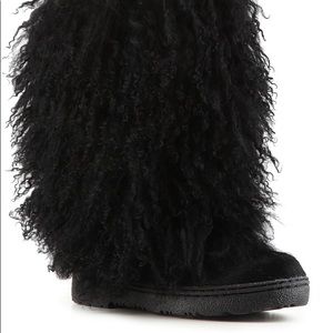 Boetis Boot from Bearpaw/ size 7